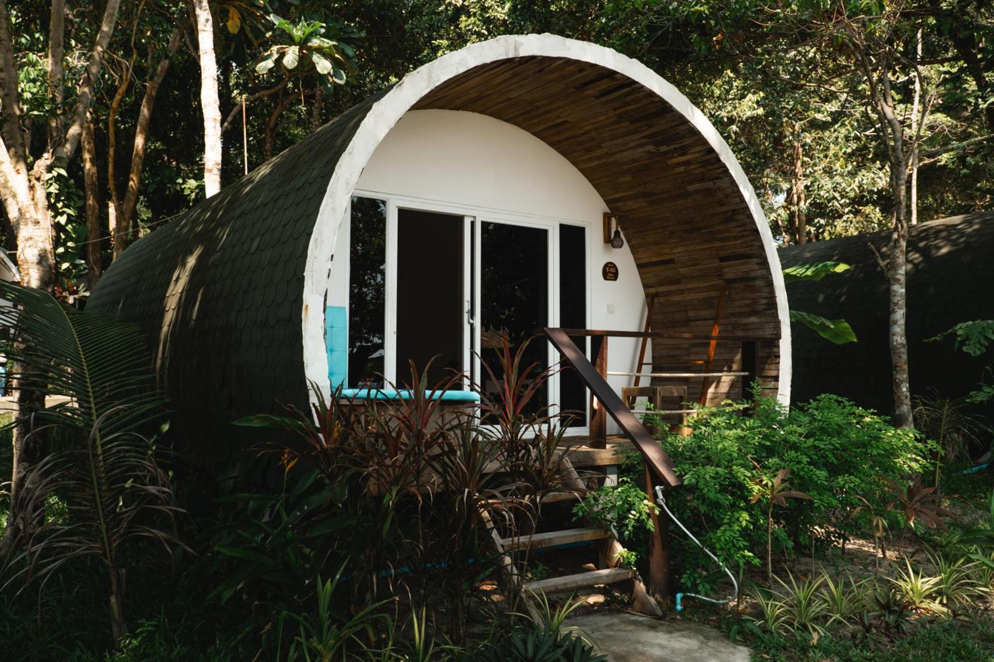 Tube Resort By Ehm Đảo Koh Rong Samloem Ngoại thất bức ảnh